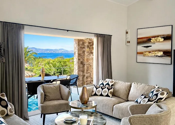 Villa, Romanee Tropez, Gassin Apartment Saint-Tropez