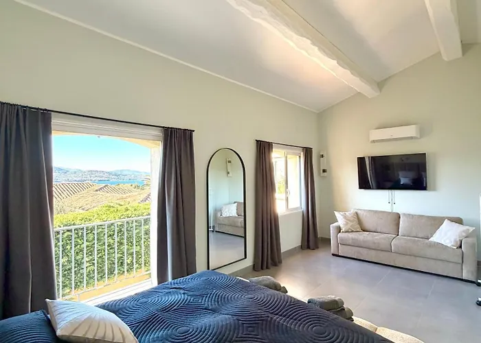 Villa, Romaneé Tropez, Gassin Appartement *